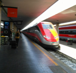 イタリアの新幹線freccia argentoへの乗り方（最近「簡易改札」になりましたよ！）